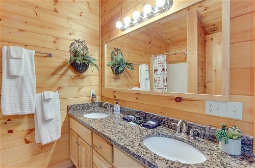 Photo 24 - Charming Morganton Cabin w/ Hot Tub & Game Room