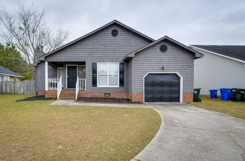 Photo 10 - Bright Fayetteville Vacation Home w/ Fireplace