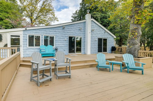 Photo 2 - Waterfront Topping Vacation Home w/ Boat Dock