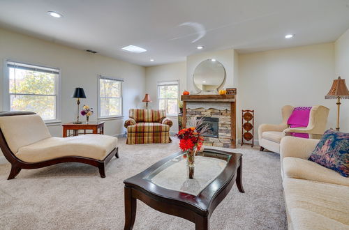 Photo 20 - Spacious & Inviting Jackson Getaway w/ Fireplace