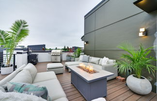 Photo 2 - Luxury Seattle Vacation Rental w/ Fire Pit