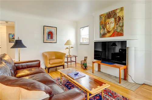 Photo 1 - Ideally Located Vacation Rental House in Seattle