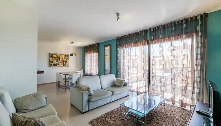 Photo 1 - Captivating 2-bed Apartment in Praia da Luz