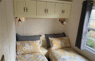 Foto 1 - Captivating 2-bed Static Caravan on Private Land