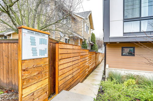 Foto 14 - Modern Seattle Townhome: Walk to Light Rail