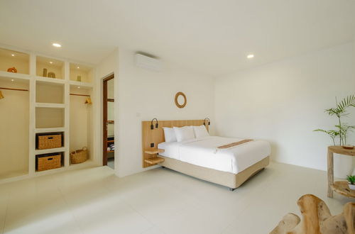 Foto 5 - Azure Luxury Villa Near Beach Pecatu