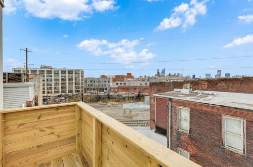 Photo 17 - Brewerytown Balcony Retreat 2BR Haven