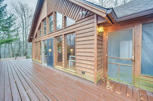 Foto 16 - Cozy Wisconsin Cabin w/ Deck, Kayaks & Lake Views