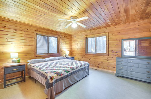 Foto 26 - Cozy Wisconsin Cabin w/ Deck, Kayaks & Lake Views