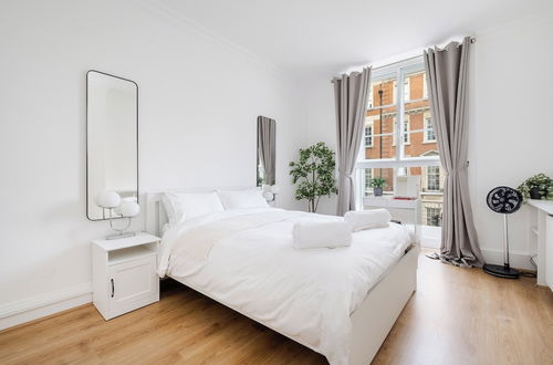 Foto 10 - Luxury 2 Bed Apartment in Central London