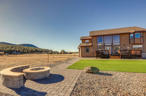 Photo 7 - Spacious Flagstaff Home w/ Private Hot Tub & Deck