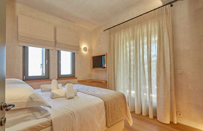 Sunrise Garden Hills - Photo 1