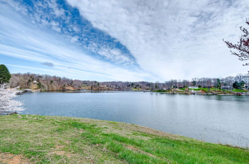 Photo 38 - Goodview Lake House w/ Boat Dock, Kayaks & Views