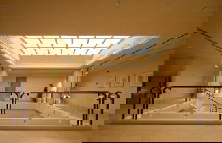 Photo 3 - Golden Age Hotel
