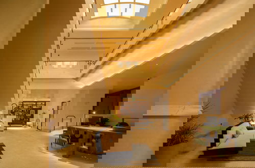 Photo 13 - Golden Age Hotel