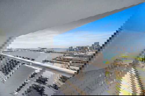 Foto 47 - Epic Views and Emerald Water Penthouse