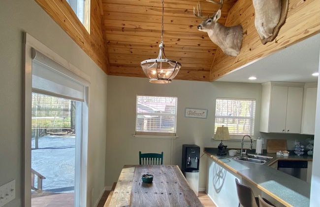 Riverbend Serenity Cabins - Photo 11