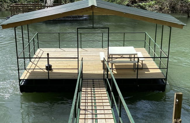 Riverbend Serenity Cabins - Photo 26