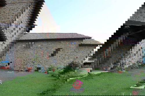Foto 56 - Holiday Home in Canossa With Swimming Pool, Garden, Barbecue