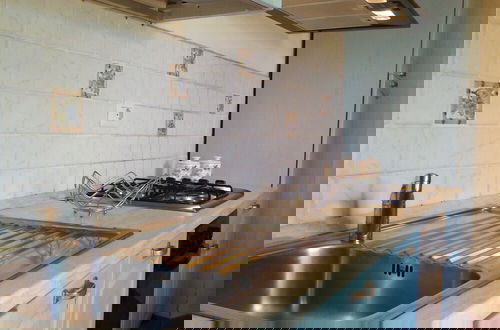 Foto 17 - Holiday Home in Canossa With Swimming Pool, Garden, Barbecue