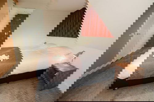 Photo 4 - Beautiful Luxurious Villa Situated in Den Burg