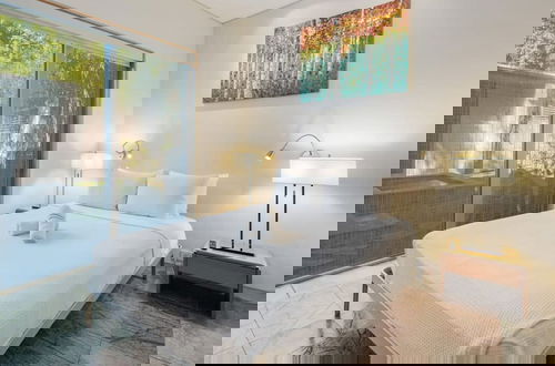 Foto 11 - Contra House by Brightwild Luxury Home w Pool