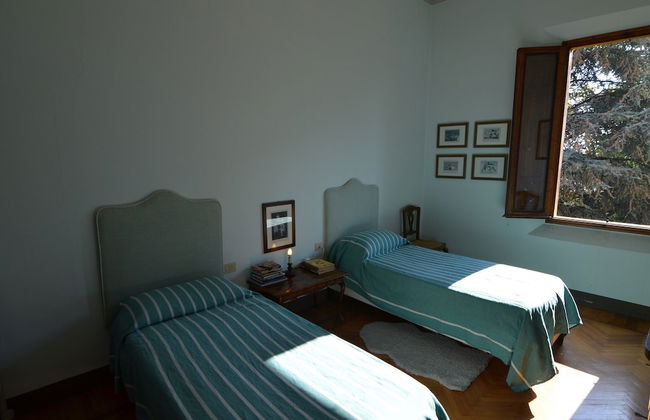 Elegant Holiday Home in Faenza With Garden and Pool - Foto 17