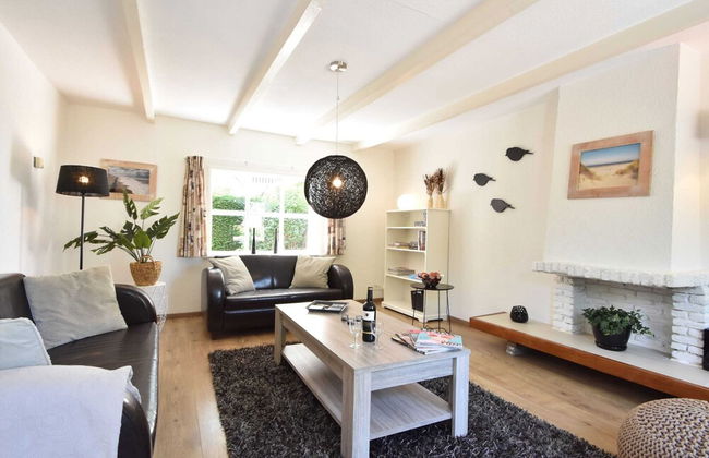 Cozy Holiday Home in Zonnemaire Near Lakebeach - Foto 18