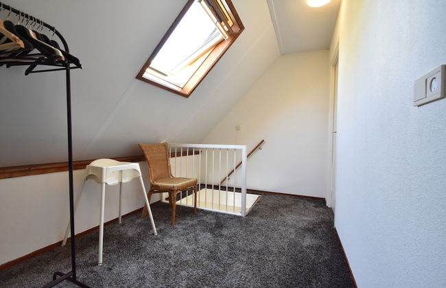 Cozy Holiday Home in Zonnemaire Near Lakebeach - Foto 49