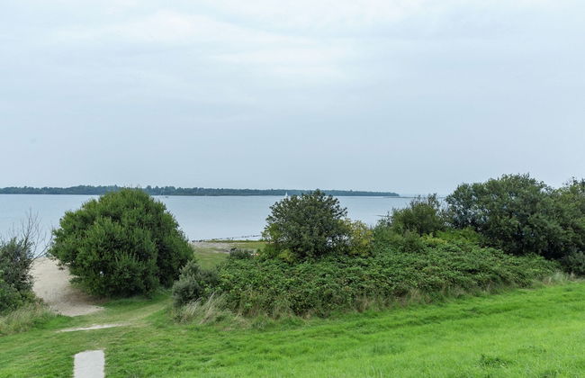 Cozy Holiday Home in Zonnemaire Near Lakebeach - Foto 68