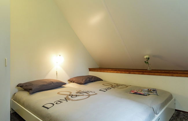 Cozy Holiday Home in Zonnemaire Near Lakebeach - Foto 13