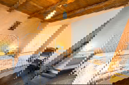 Foto 9 - Beautiful Apartment in Sestino With Garden