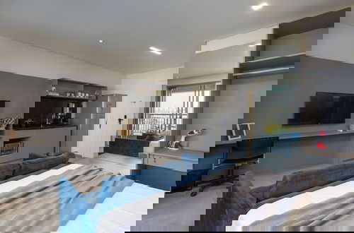 Foto 2 - Platina 220