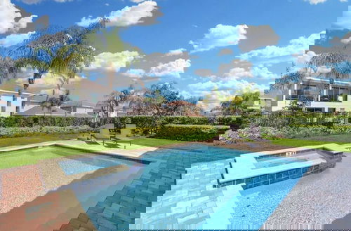 Foto 11 - Luxurious Villa 9br Encore Resort Near to Disney