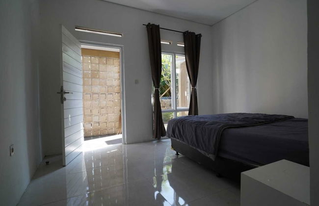A&T House - Sukabumi - Foto 3