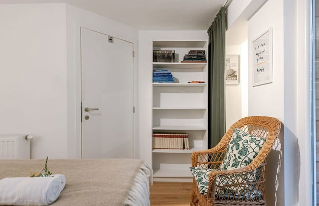 Homely Duplex Near Historic City Center Station - Photo 56