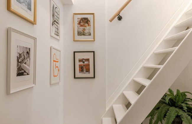 Homely Duplex Near Historic City Center Station - Photo 4