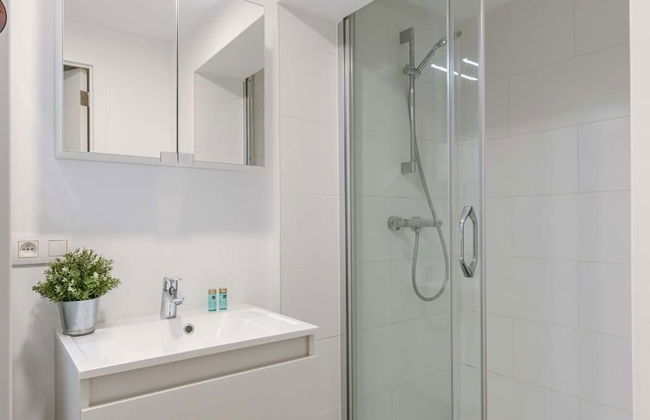 Homely Duplex Near Historic City Center Station - Photo 24