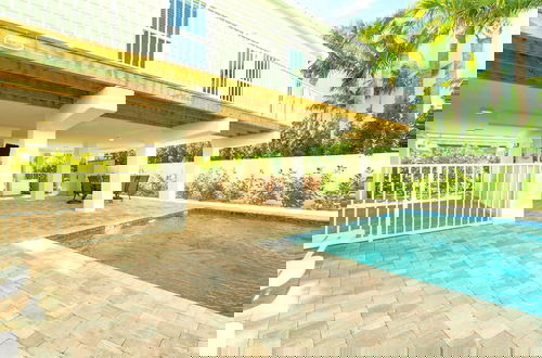 Photo 40 - 5 Beautiful 4 Bed 3 Bath Pool Home w Free Dock