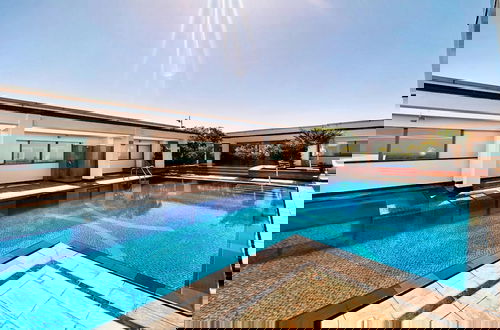 Foto 1 - Minimalist Difc Studio w Pool Gym