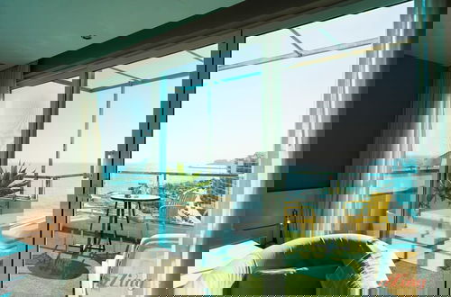Foto 3 - Gorgeous Seaviews From a Stunning Studio