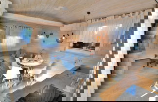 Foto 1 - Year-round, Modern Holiday Home With a Terrace