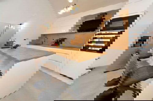 Foto 10 - Amazing Villa With Pool