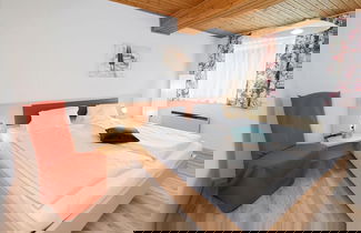 Photo 2 - Adults Only Apartment With Pool