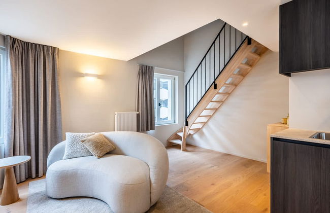 Stylish Duplex Studio With Premium Materials in Ghent City Center - Photo 15
