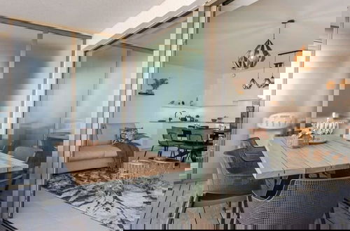 Foto 1 - Modern Apartment With South Facing Terrace