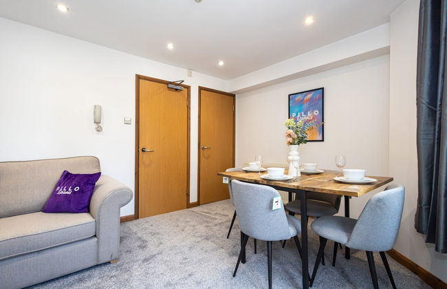 Cosy Spacious Duplex Apartment Near Salford Royal - Foto 4