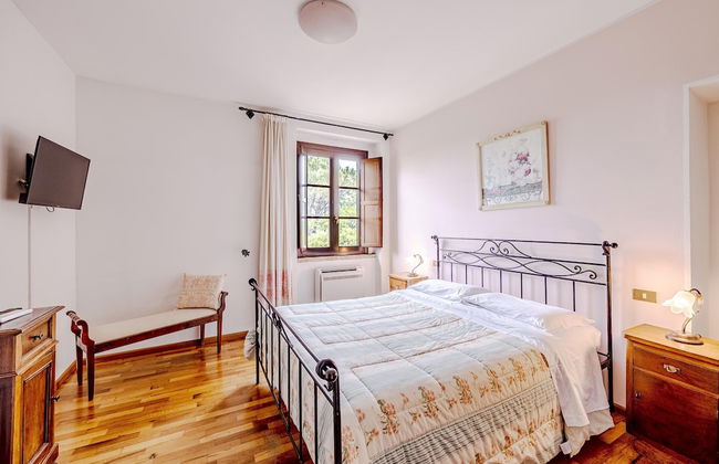 Villa del Colle in Torgiano - Photo 29