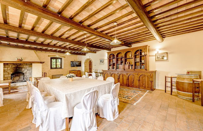 Villa del Colle in Torgiano - Photo 18