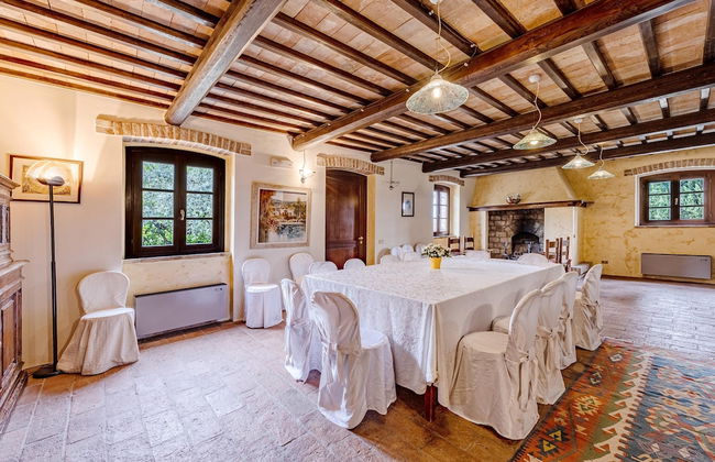 Villa del Colle in Torgiano - Photo 5